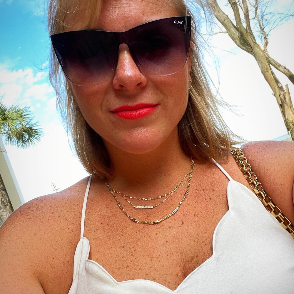 Meet your Posher, Antoinette
